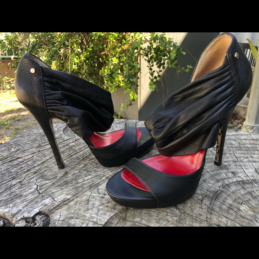 Cesare Paciotti Leather High heel pumps